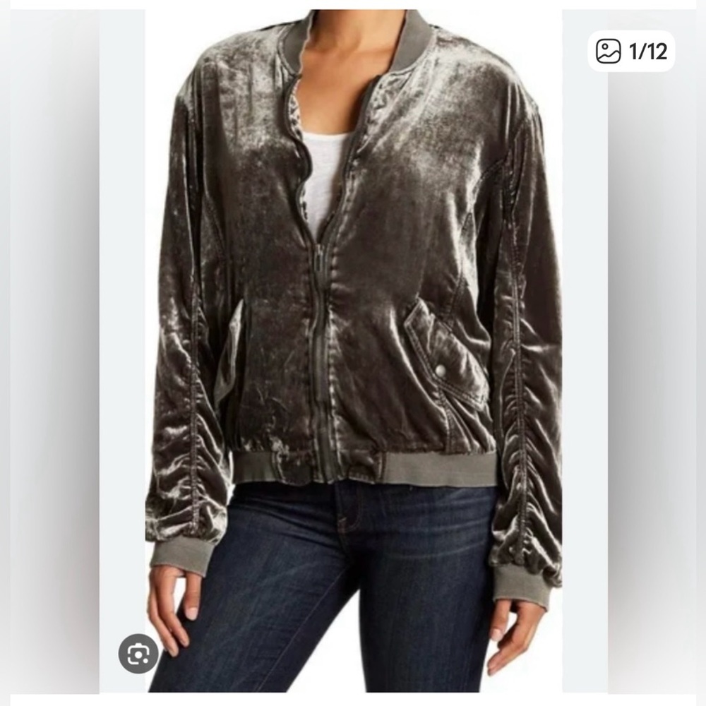 Free People ruched velvet bomber jacket Size M - Picture 2 of 7